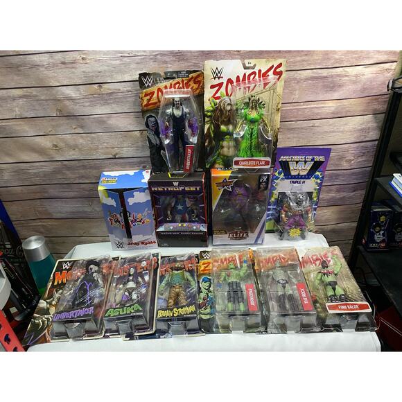 NEW Triple H Masters Of The WWE Universe Action Figure HHH WWF - Picture 6 of 6